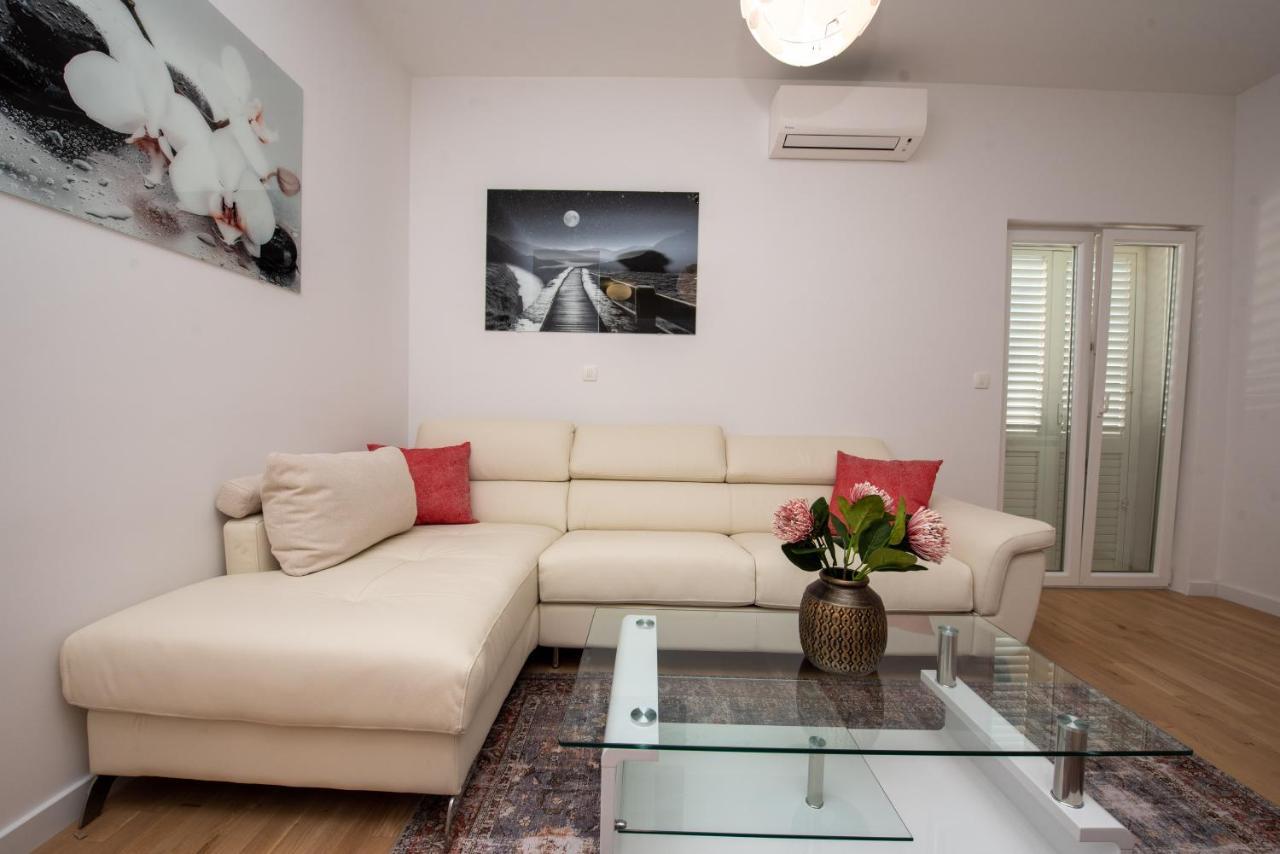 Apartment Katicic Spalato Esterno foto