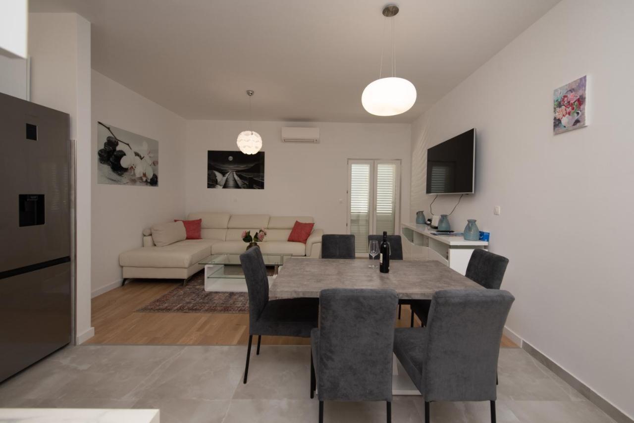 Apartment Katicic Spalato Esterno foto